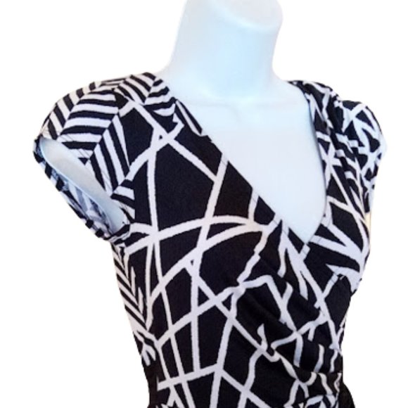 PURPLE RAIN Stretch Faux Wrap Bodycon Dress Size Small - Picture 3 of 3